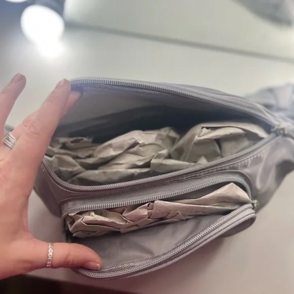 New Target Fannypack - Picture 2 of 4